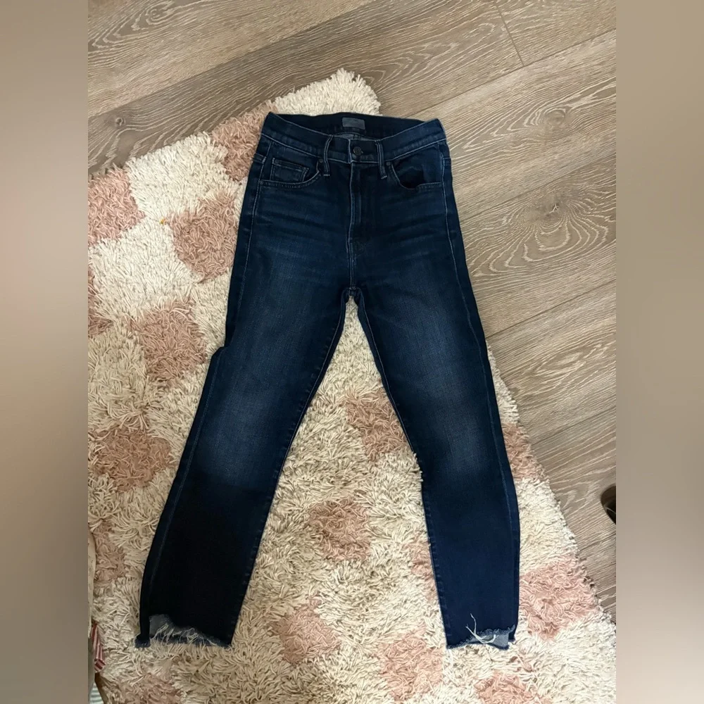 MOTHER The Insider Crop Step Fray Women's Deep Indigo Jeans - Picture 2 of 8